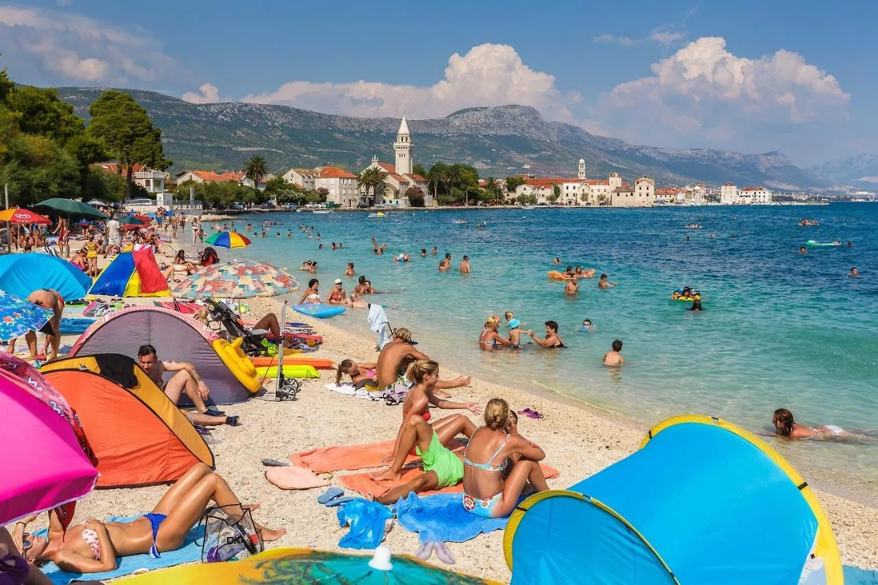 Apartments With A Parking Space Kastel Novi, Kastela - 20690 0*,  Croatia